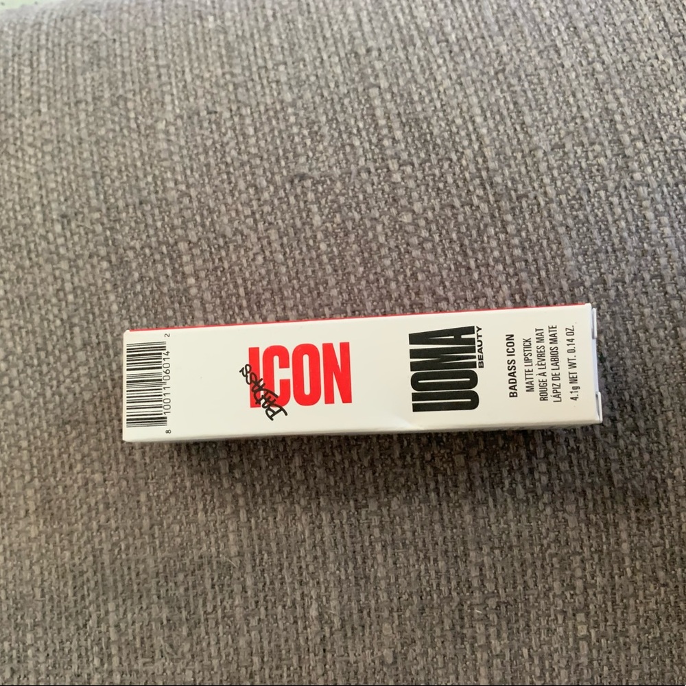 133- NEW - Uoma Icon Badass matte lipstick